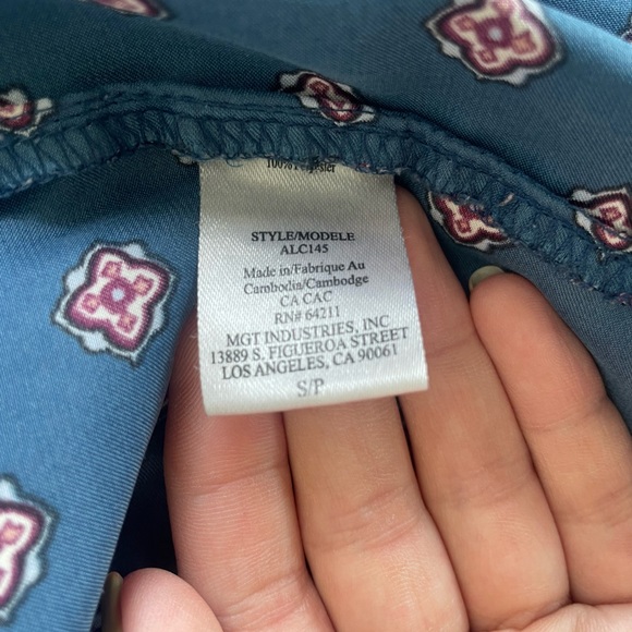 Luxury feel navy blue satin button up pajama top intimates small petite - Picture 4 of 4